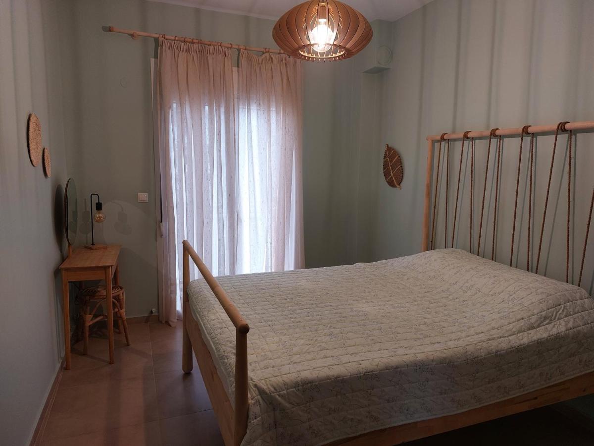 Nea IraklitsaSea Breezeアパートメント エクステリア 写真